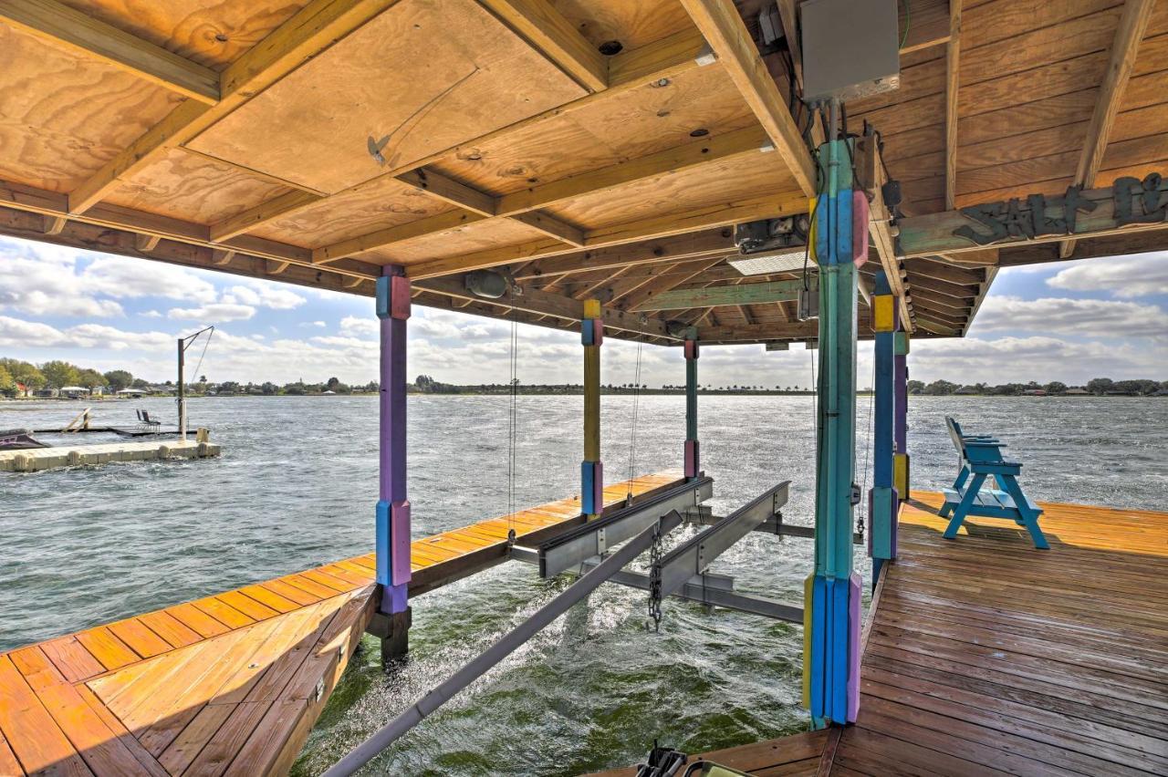 Waterfront Lake Placid Home With Dock And Fire Pit מראה חיצוני תמונה